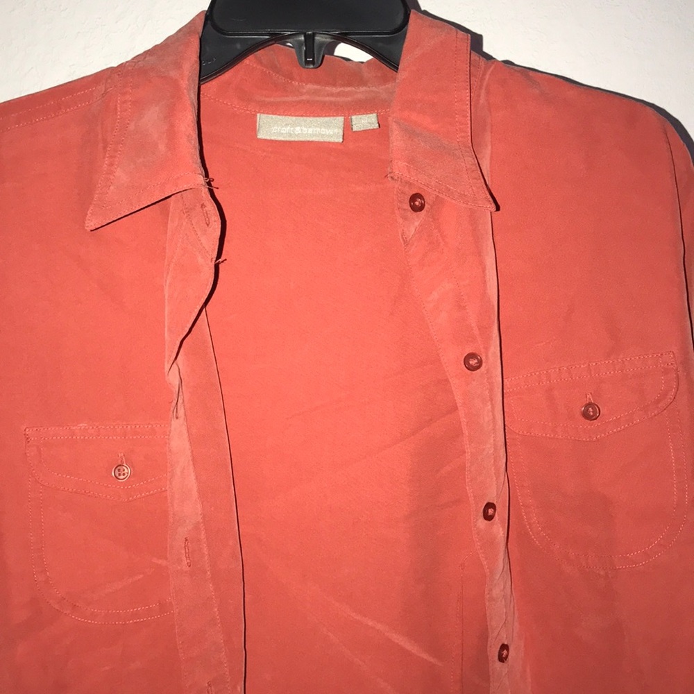 Button down - Picture 3 of 5